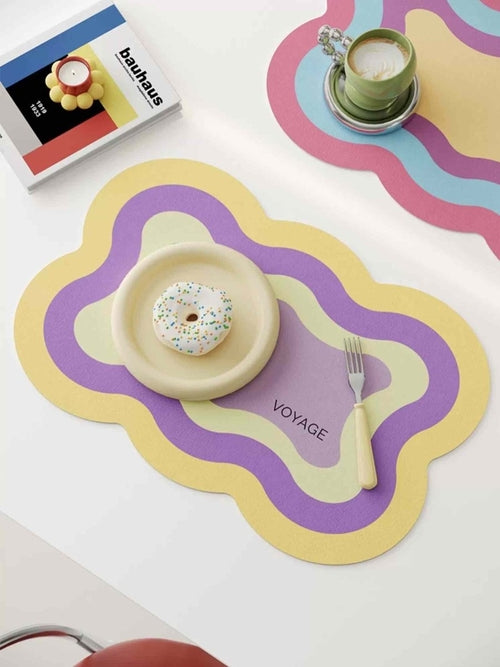 Dopamine Scalloped-edge Placemat Set Of 4 Pcs for Whimsical Table