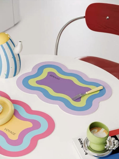 Dopamine Scalloped-edge Placemat Set Of 4 Pcs for Whimsical Table