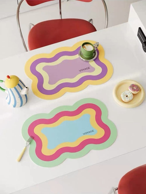 Dopamine Scalloped-edge Placemat Set Of 4 Pcs for Whimsical Table